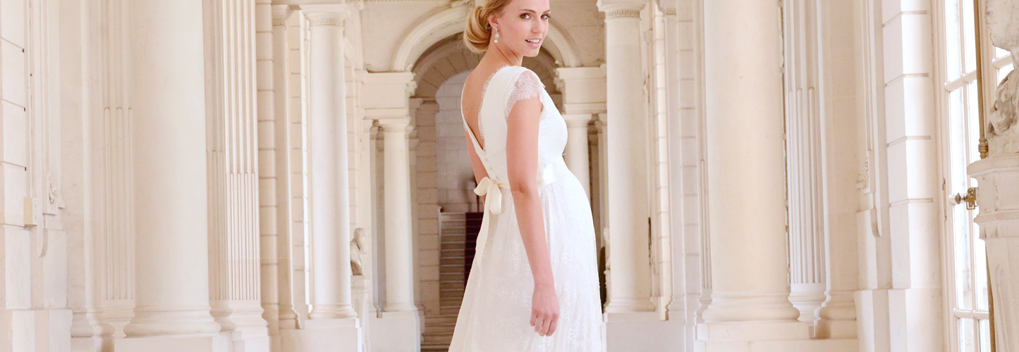 Seraphine maternity wedding dress v back design